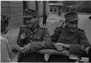 WW 2: at the border to Italy in Campocologno.