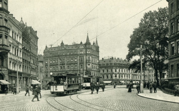 Falkeplatz with tram in 1911