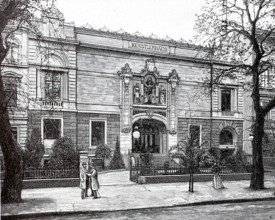 The front view of the Kunstlerhaus in Berlin.