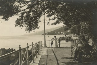 Walk along the Abbazia seafront