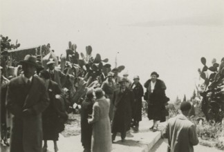 Walk along the coast of Castelmola.