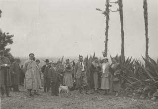Participants in the trip to Sicily. 
	
		1924