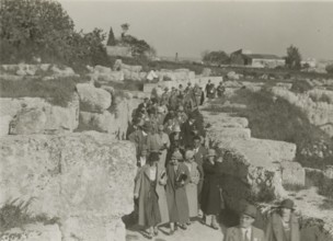 Visiting the Syracuse excavations?. 1924