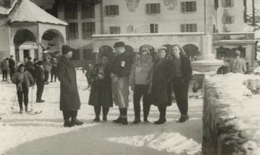 Participants in the winter group vacation in Val Formazza. 1949