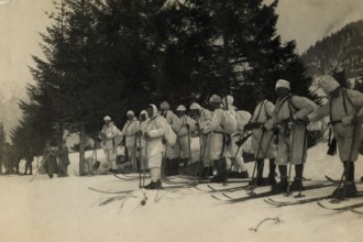 Alpine skiers. 1915-1918 before 1928