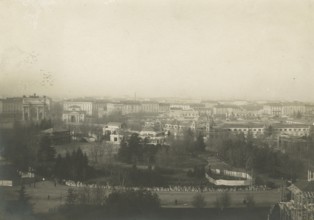 Pavillions of the 1906 Universal Exhibition under construction. 1906