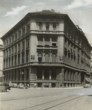 The first headquarters of the Italian Touring Club, in Via Rovello. ca. 1895