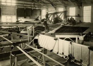 Construction of a Savoia-Marchetti S. 55 water bomber at the Cantieri Riuniti dell'Adriatico workshops in Monfalcone