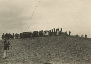 Members of the Touring Club Italiano  in Abruzzo. 
	
		1922
