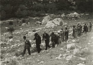 Excursion to the Sicilian hinterland. 
	
		1924