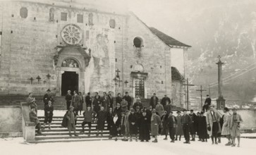 Members of the Touring Club Italiano  visit the church of San Gaudenzio in Baceno. 
	
		1931