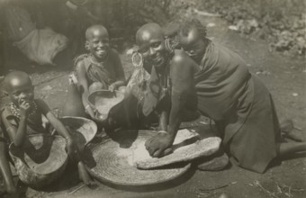 Indigenous people of Kenya. 
	
		1920-1950