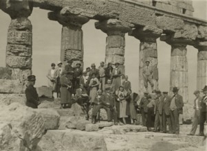 Group portrait in front of the Temple of Juno in Agrigento. 1924