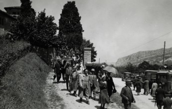 Visit to Alfredo Oriani's house in Cardello. 1931