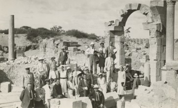 Excursionists in front of Trajan's Arch in Leptis Magna. 1931