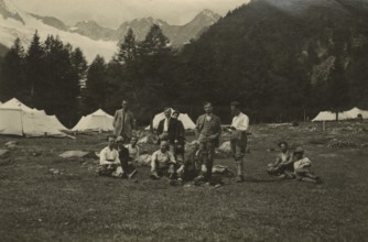 Touring Club campsite in Valmalenco: waiting for campers. 1926