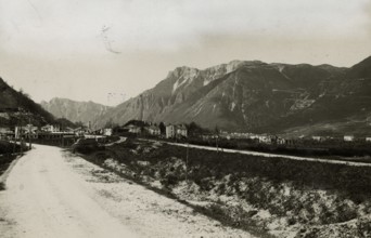 View of Piovene Rocchette and Mount Cengio. 1915-1918  before 1928