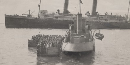 Serbian troops board Italian ships off the Albanian coast.