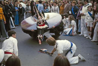 Obby Horse May Day festival, Padstow, Cornwall, England, UK 1975 - The Blue 'Oss.