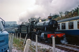 Locomotive 7827 Lydham Manor steam engine train, Dart Vally Railway, Dartmouth Steam railway, south