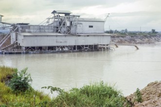 Tanjung Tualang Dredge No.5 (TT5) tin mining dredger built in England in 1938 by F.W.Payne & Son,