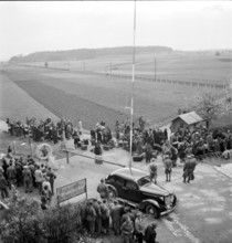 Refugees at the border, Ramsen 1945
