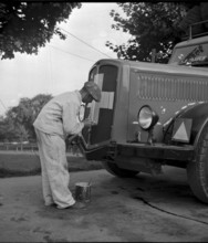 St. Margrethen, goods traffic by trucks from Switzerland to  Czechoslovakia  1945