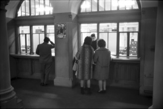 aliens registration office Zurich, 1965
