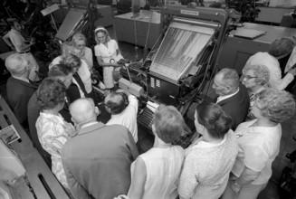 Swiss expatriate meeting, tour of the Ringier AG printers in Zofingen, 1970