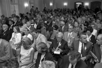 Swiss expatriate meeting in Zofingen, 1970