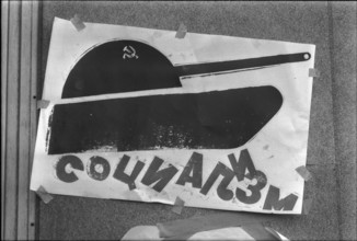 Prague 1968 after the invasion of the Warsaw Pact troops: Resistance