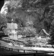 Hermitage and St. Martins chapel in the Verena gorge, 1945