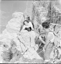 Mountaineering school Rosenlaui 1945: climbing