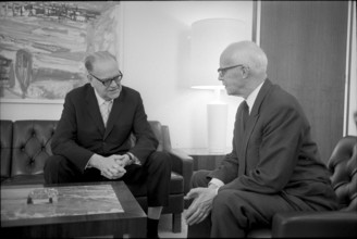 Prime minister Tage Erlander and Federal Councillor Spuhler, Berne 1969