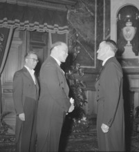 New Year reception at Federal Palace 1950: chinese ambassador, Petitpierre