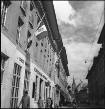 Death of U.S. president Roosevelt. flags at half-mast in Berne 1945