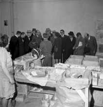 Members of the National Council visiting ICRC in Geneva, 1945