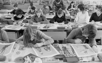 Children attending drawing lessons in Zurich 1972