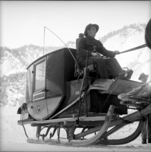 Post sledge Versam - Safien 1953