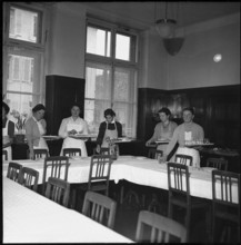 Set the table at school for housekeeping, Zurich 1952