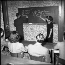 School for high society in Zurich, 1952