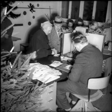 Clients at post office counter, Berne - Bethlehem 1956