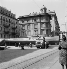 Overland motor ship transport in Ticino 1945