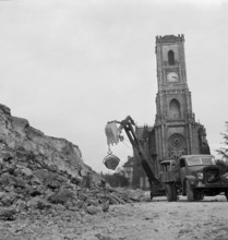 Connection road Neuchatel - St. Blaise under construction 1950