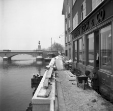 The Wuhre at the Limmat in Zurich 1954