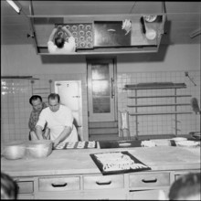 Course for making bread at technical college for baker, Lucerne 1958