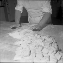 Course for making bread at technical college for baker, Lucerne 1958