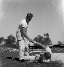 Swiss federal wrestling festival in the Wankdorf stadium in Berne 1945