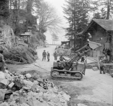 Lake Thun shores road widening 1956