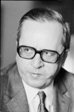 Author Johannes Mario Simmel, Zurich 1971